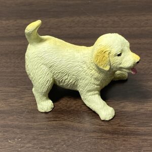 【動物置物】 ゴールデンレトリバー フィギュア インテリア用品約7cm