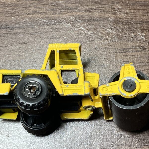 【ミニカー】マジョレット フランス 道路整備ローラー - 画像 (4)