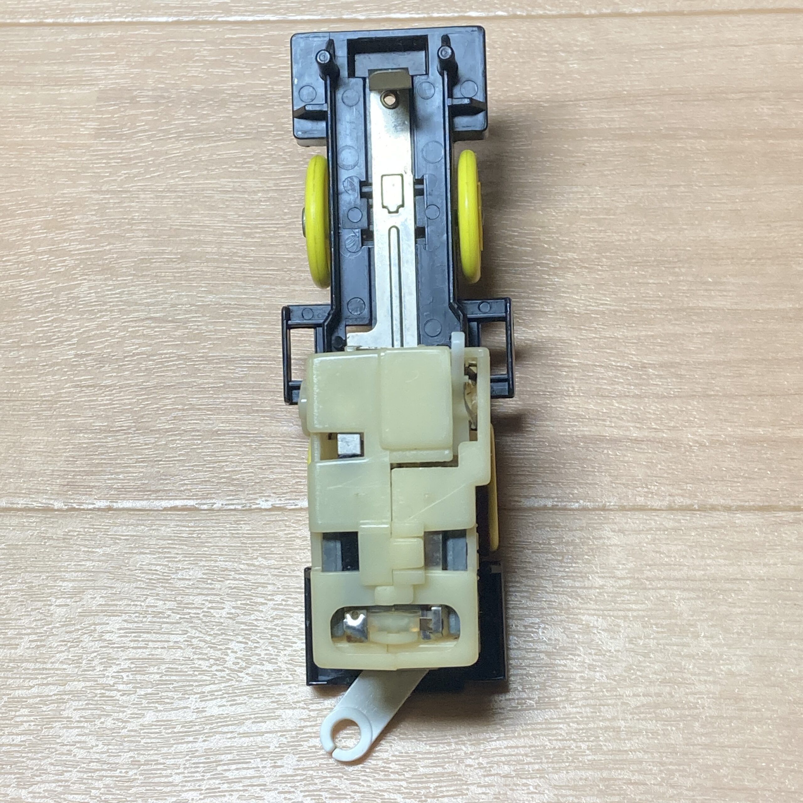 【プラレールジャンク】201系通勤電車(JR西日本・オレンジ)動力車 - 画像 (10)