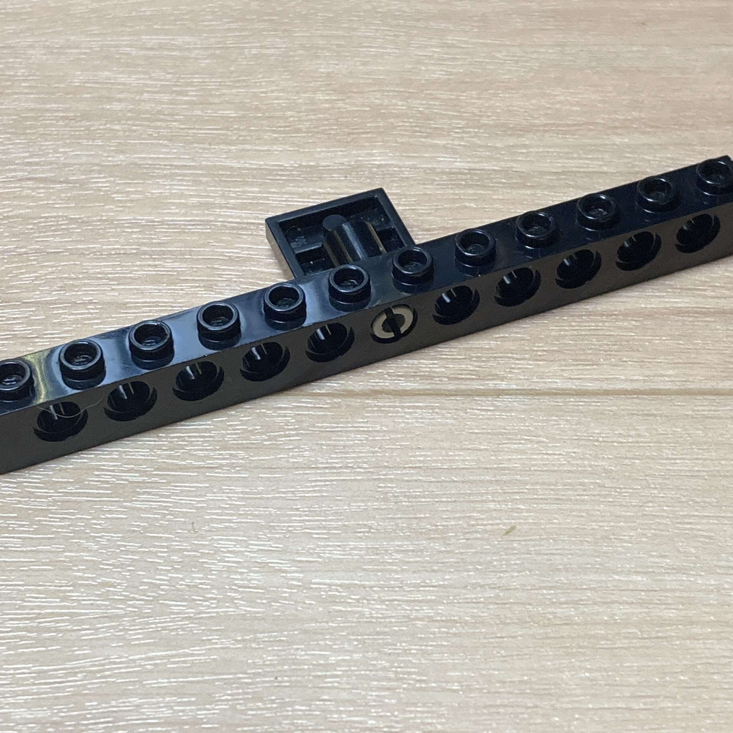 【LEGO正規品】テクニックパーツ(2730)1x12+2x2プレート ブラックそれぞれ1個 - 画像 (3)