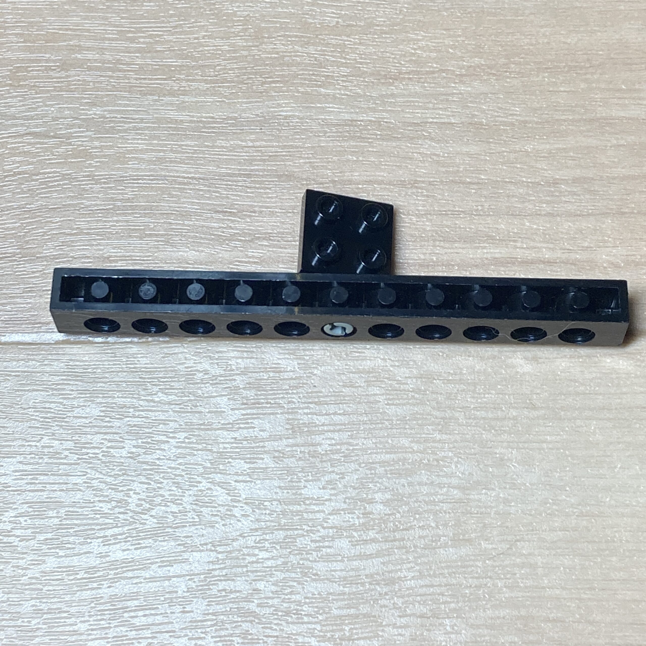 【LEGO正規品】テクニックパーツ(2730)1x12+2x2プレート ブラックそれぞれ1個 - 画像 (5)