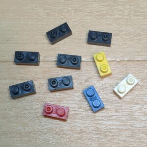 【ブロック玩具】カワダブロック  1×2プレート ブラック×6 レッド×1 ブラック×1 ブルー×1  イエロー×1