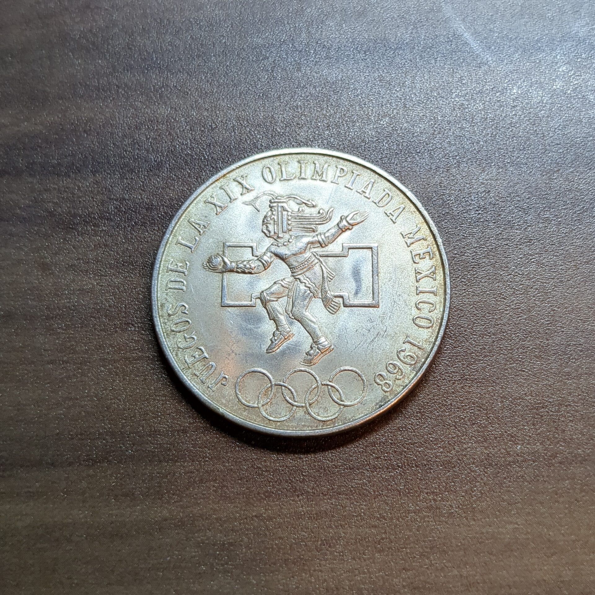 【外国記念硬貨】1968年メキシコオリンピック25セント銀貨 - 画像 (2)